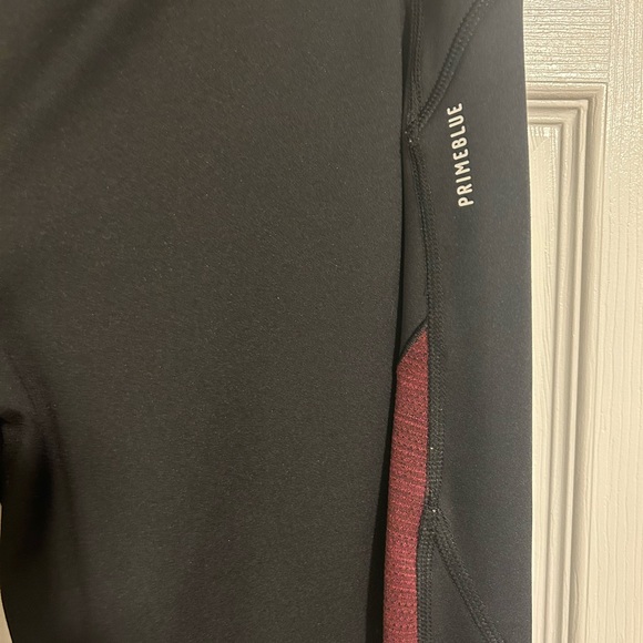 2 Pairs of XL leggings: bundle includes-Adidas and offline by aerie - Picture 2 of 10